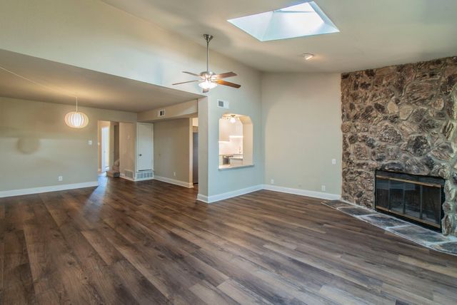 1404 Vancouver Drive, Arlington, TX 76012