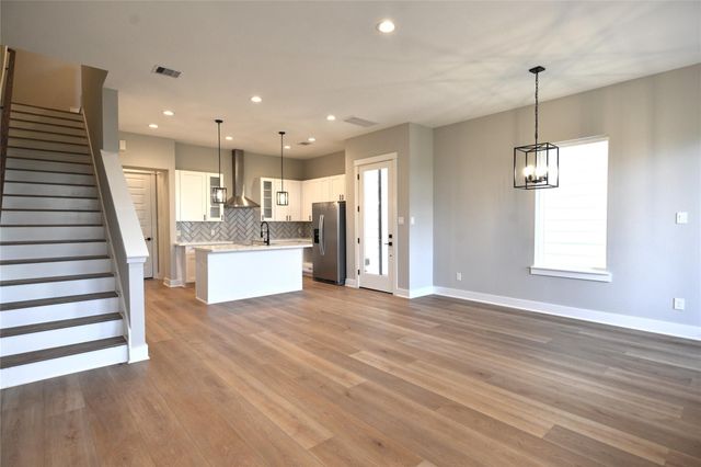 5935 Cebra Street, Houston, TX 77091