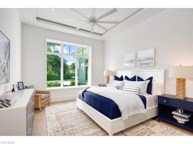 725 Pectin RD, Naples, FL 34102
