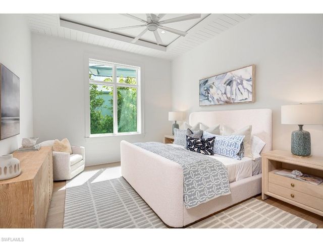 725 Pectin RD, Naples, FL 34102
