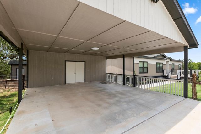 28789 FM 963, Briggs, TX 78608