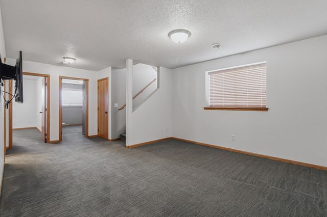 4749 44th Street S, Fargo, ND 58104