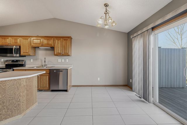 4749 44th Street S, Fargo, ND 58104