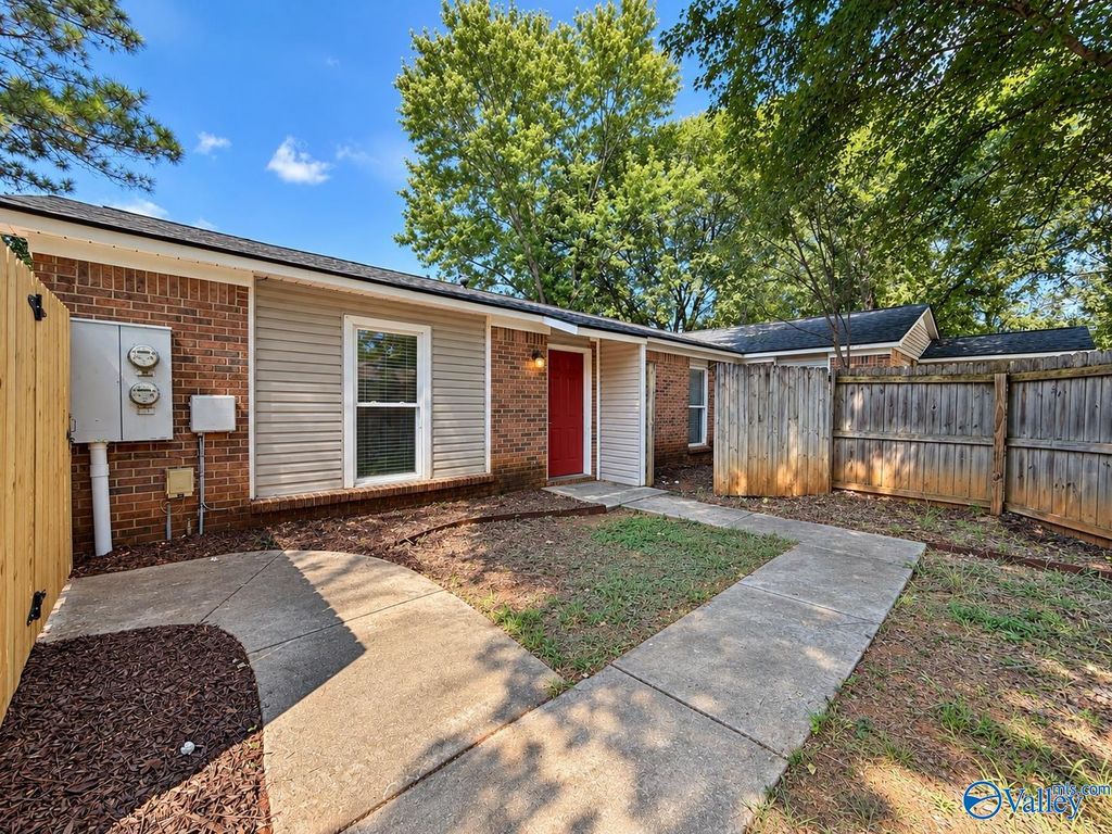 101 Westscott Drive A, Madison, AL 35758