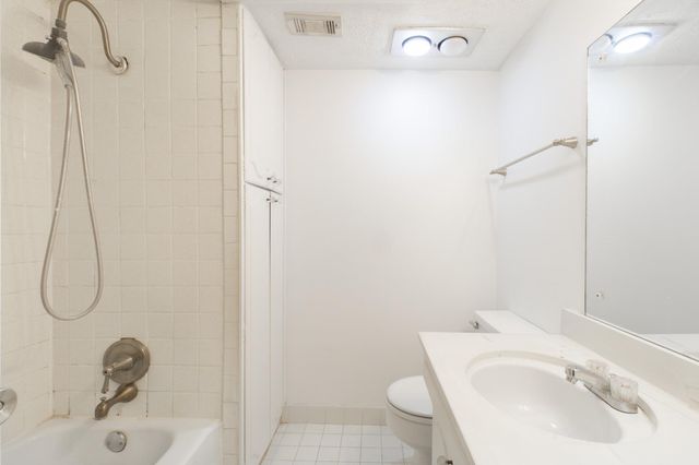 429 N Post Oak Lane 429, Houston, TX 77024