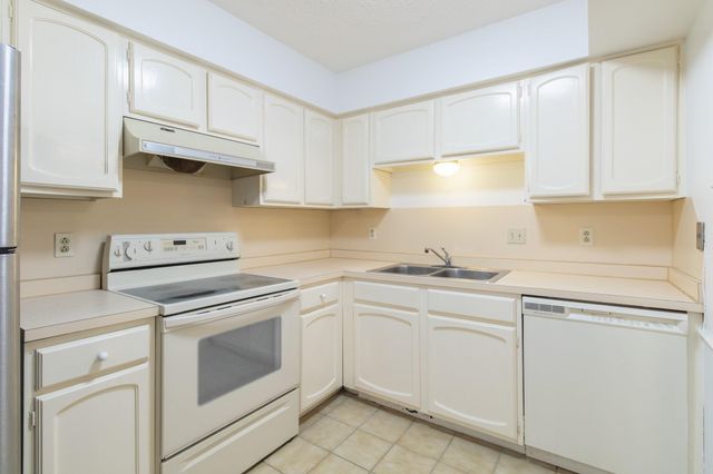 429 N Post Oak Lane 429, Houston, TX 77024