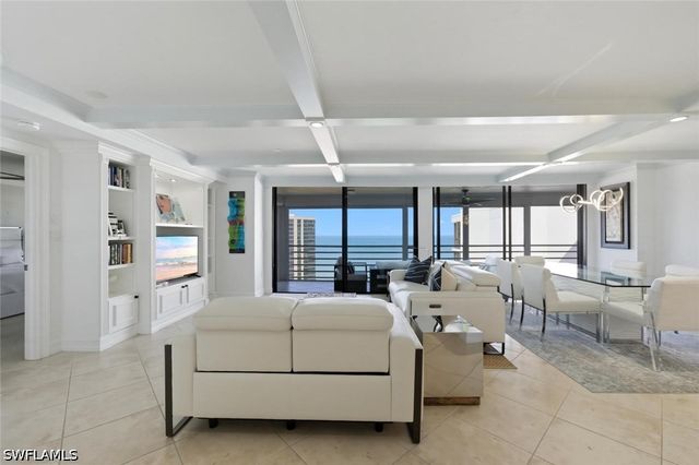 4751 Gulf Shore BLVD N PH7, Naples, FL 34103