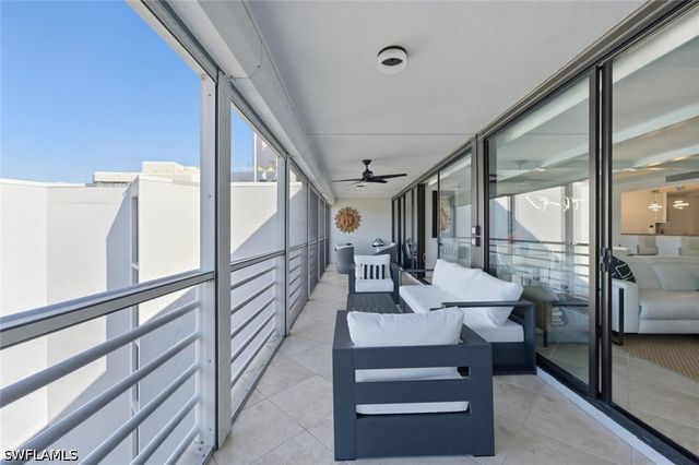 4751 Gulf Shore BLVD N PH7, Naples, FL 34103