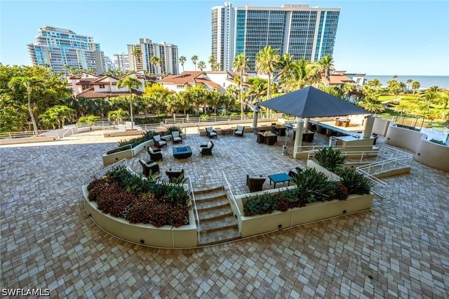 4751 Gulf Shore BLVD N PH7, Naples, FL 34103