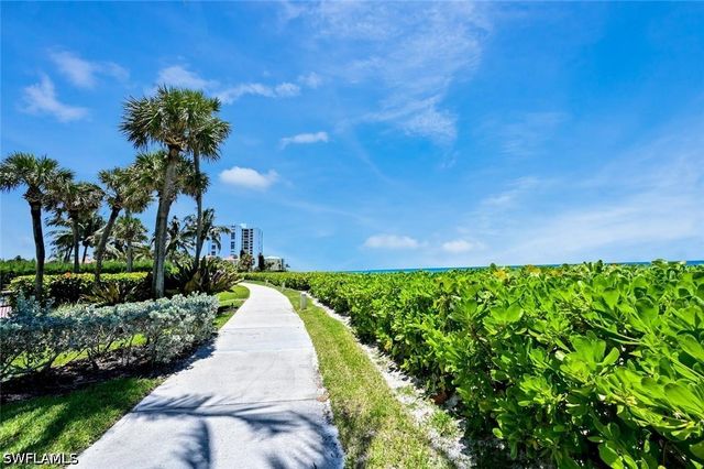 4751 Gulf Shore BLVD N PH7, Naples, FL 34103