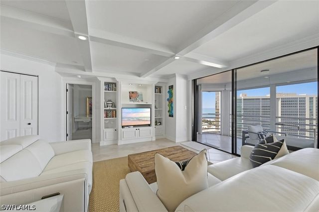 4751 Gulf Shore BLVD N PH7, Naples, FL 34103