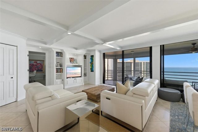 4751 Gulf Shore BLVD N PH7, Naples, FL 34103