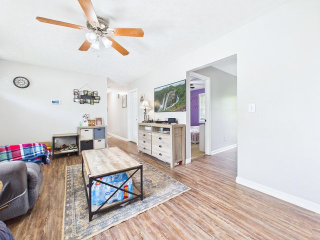 7240 Elmbrook Lane, Knoxville, TN 37918