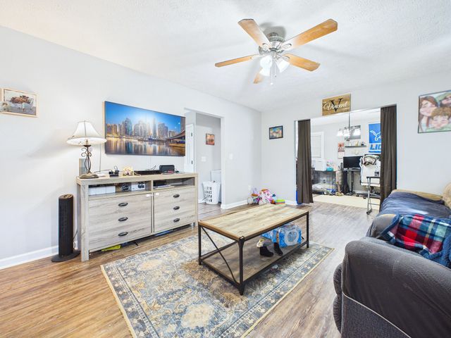 7240 Elmbrook Lane, Knoxville, TN 37918