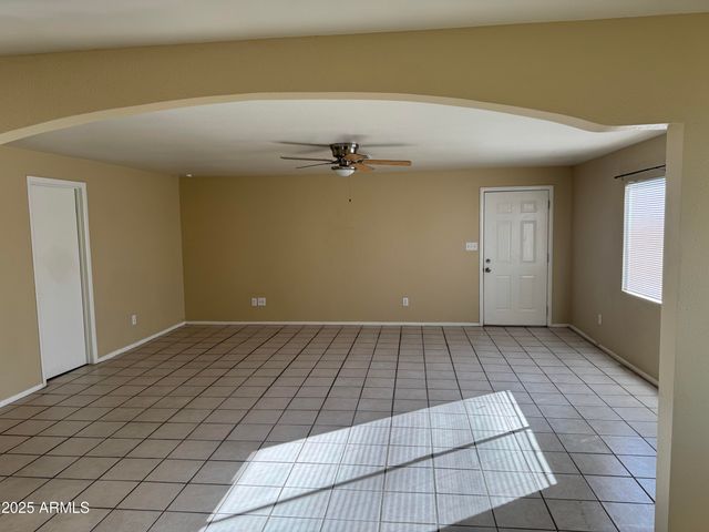 4016 E EUGIE Avenue, Phoenix, AZ 85032