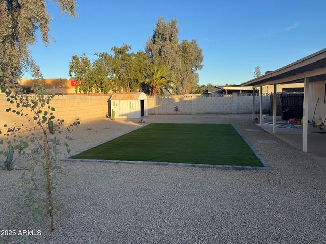 4016 E EUGIE Avenue, Phoenix, AZ 85032