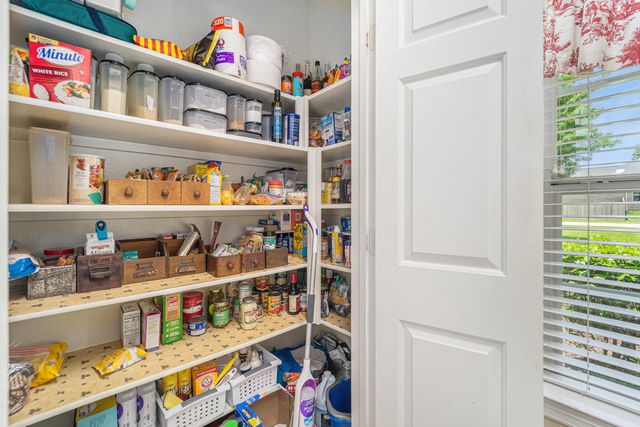 14603 Spring Mountain Drive, Tomball, TX 77377