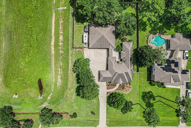 14603 Spring Mountain Drive, Tomball, TX 77377