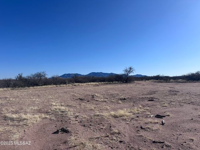 237 N Faded Love Lane, Benson, AZ 85602