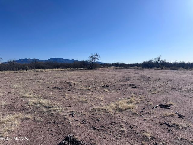 237 N Faded Love Lane, Benson, AZ 85602