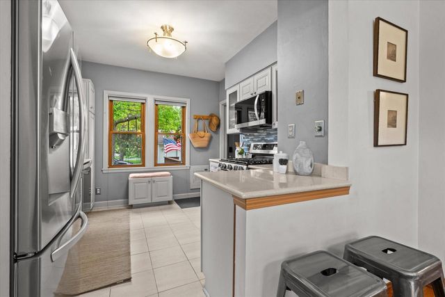 2380 N 115th STREET, Wauwatosa, WI 53226