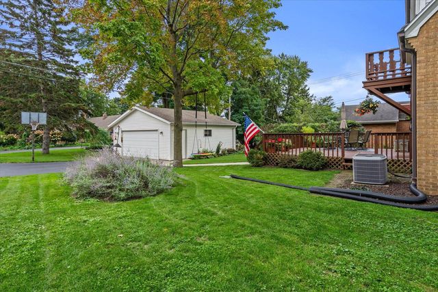 2380 N 115th STREET, Wauwatosa, WI 53226
