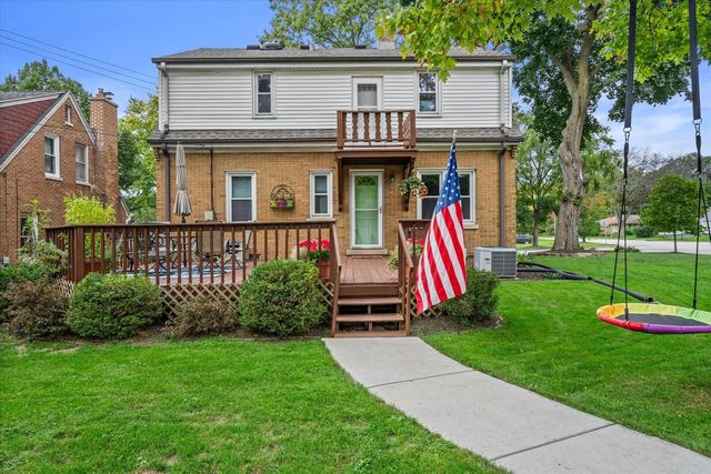 2380 N 115th STREET, Wauwatosa, WI 53226