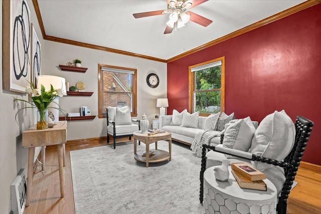 2380 N 115th STREET, Wauwatosa, WI 53226