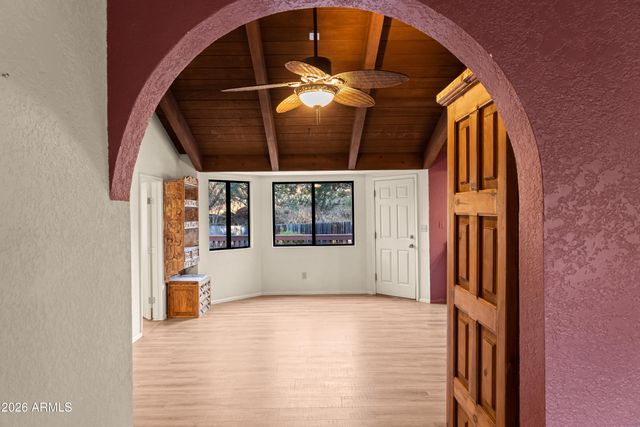 66 DOODLEBUG Road, Sedona, AZ 86336