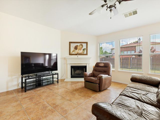 2108 Aster Trail, Forney, TX 75126