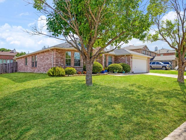 2108 Aster Trail, Forney, TX 75126