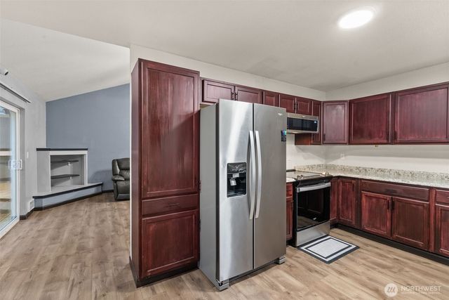 140 E Timberlake Drive, Shelton, WA 98584