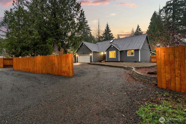 140 E Timberlake Drive, Shelton, WA 98584