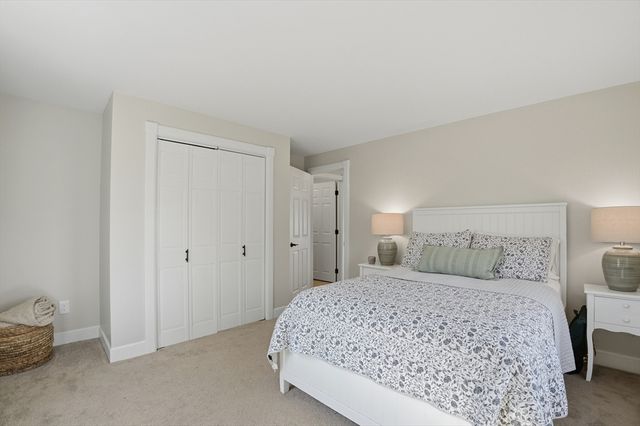 296 Meiggs Backus Rd, Sandwich, MA 02563