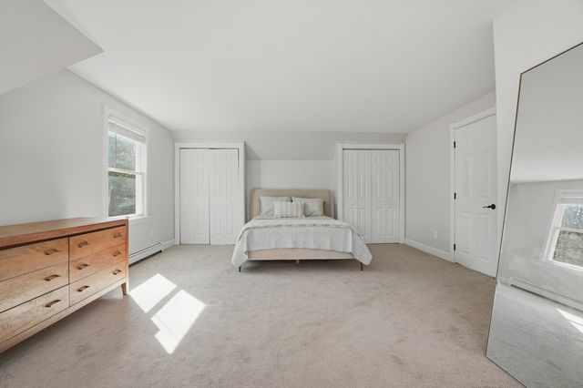 296 Meiggs Backus Rd, Sandwich, MA 02563