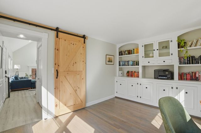 296 Meiggs Backus Rd, Sandwich, MA 02563