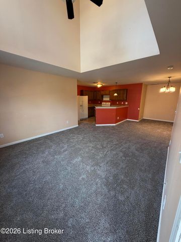 7817 Pleasure Walk Cir, Louisville, KY 40258