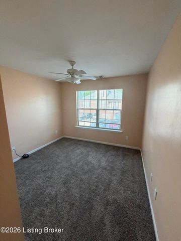 7817 Pleasure Walk Cir, Louisville, KY 40258