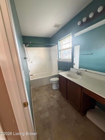 7817 Pleasure Walk Cir, Louisville, KY 40258
