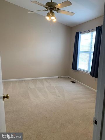 300 SEDGEMOOR SQ, Sterling, VA 20164