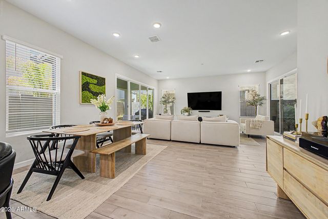 4869 E ST JOHN Road, Scottsdale, AZ 85254