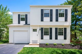 7684 Whitneyway Drive, 18, Columbus, OH 43085