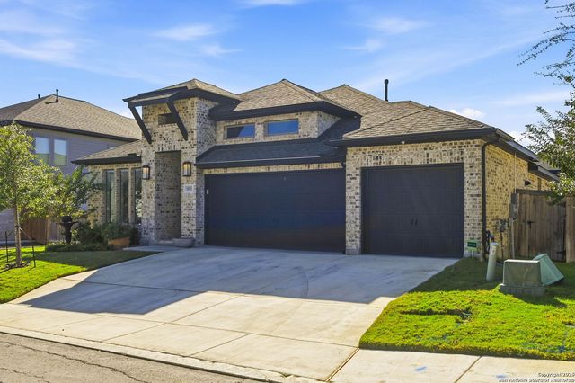 911 Swenson, San Antonio, TX 78245