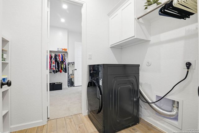 911 Swenson, San Antonio, TX 78245