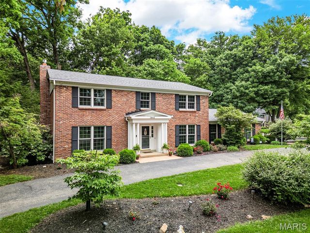 1842 Newburyport Road, Chesterfield, MO 63005