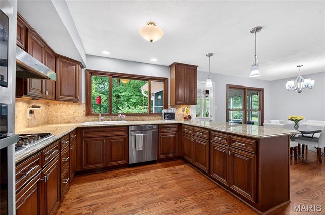 1842 Newburyport Road, Chesterfield, MO 63005