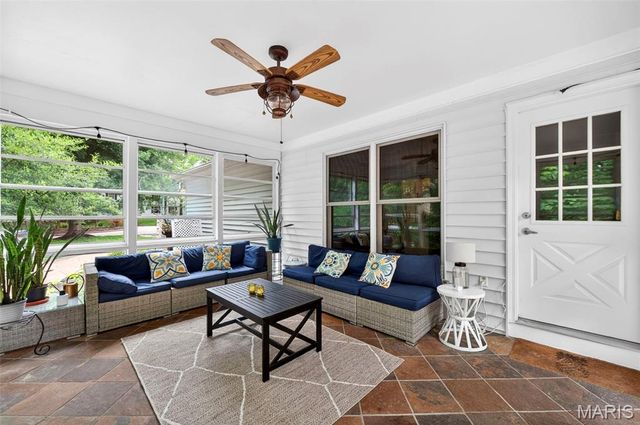 1842 Newburyport Road, Chesterfield, MO 63005