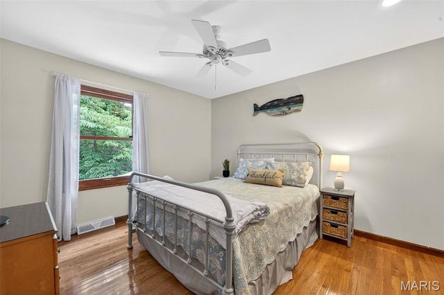 1842 Newburyport Road, Chesterfield, MO 63005