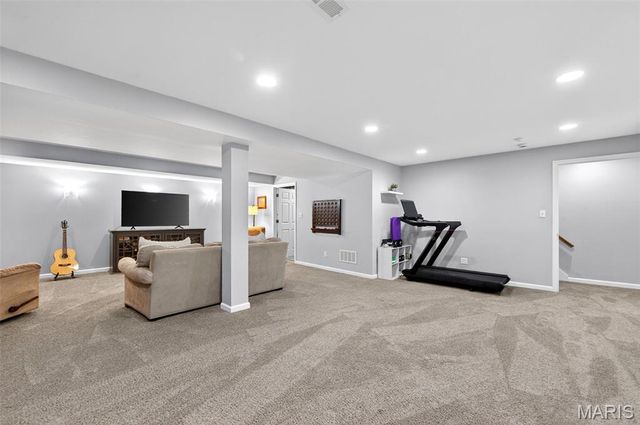 1842 Newburyport Road, Chesterfield, MO 63005
