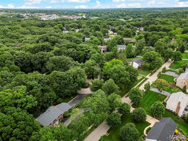 1842 Newburyport Road, Chesterfield, MO 63005
